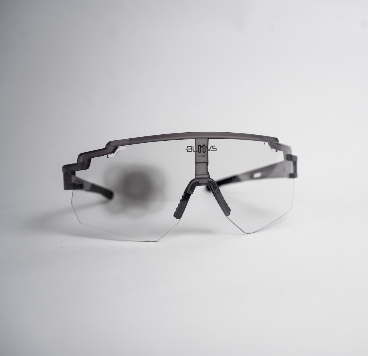 BLOOVS Galibier Crystal Gray Photochromatic 果凍灰框變色片