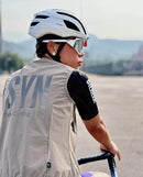 Biehler 防風背心Syndicate Gilet Desert Brass 女-淺砂金