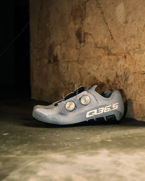 Q36.5 卡鞋Clima Road Shoes Silver 限量銀灰