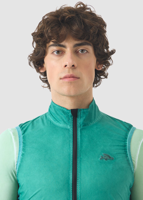 Café du Cycliste 防風背心 Edith Windproof Gilet Cold Dye Dark Sea 男款 冷染綠