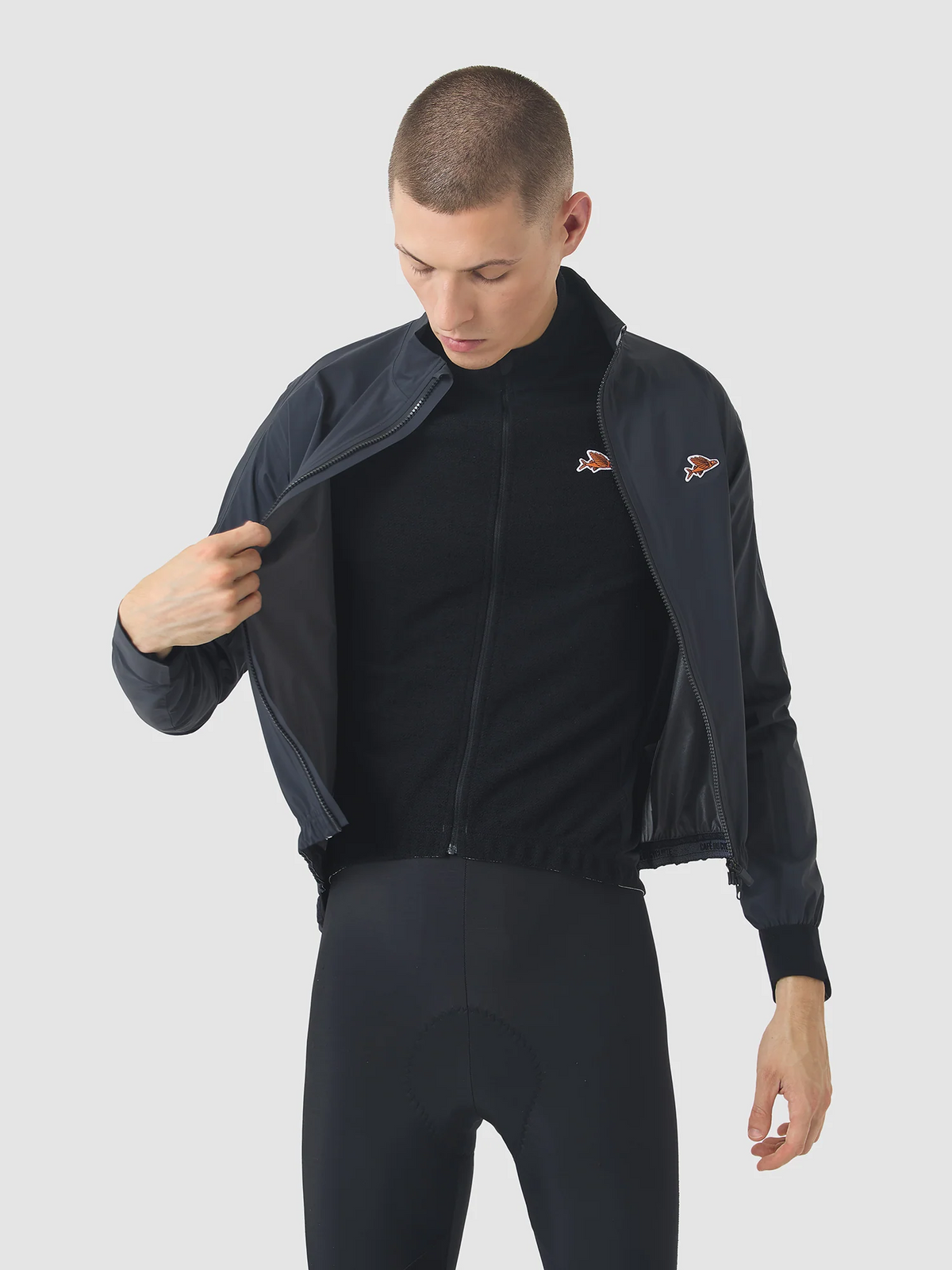 Café du Cycliste 防雨外套Suzette Anthracite 男款 煤灰