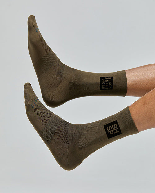 Givelo 車襪BLACKSMITH x BHSP socks Olive 橄欖綠
