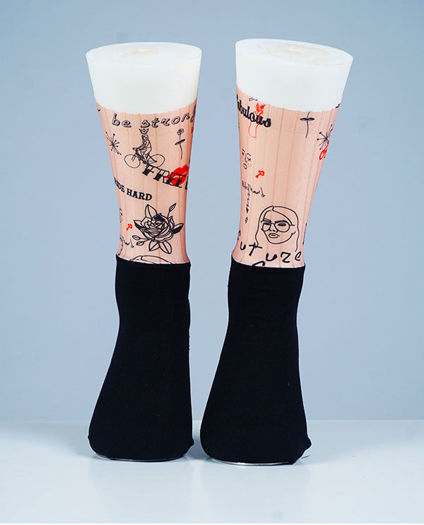 DSPRO 車襪Aero Socks Girl Rule 黃塗鴉