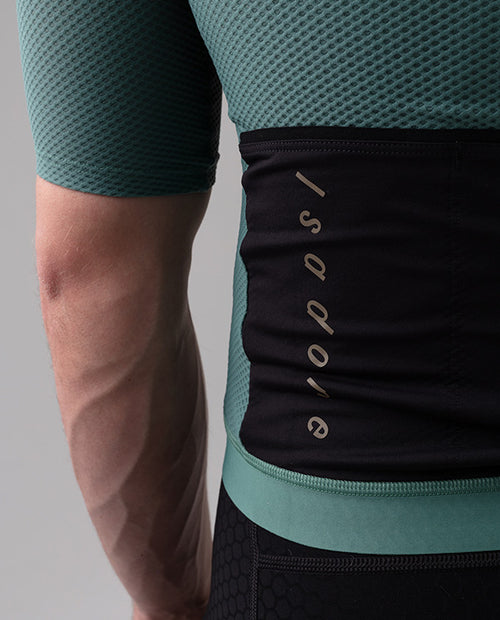 Isadore 車衣 Echelon Training Jersey Silver Pine 男款 松綠