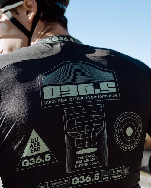 Q36.5 薄長袖車衣Gregarius Hybrid Light Retrofuture LS Jersey Black 男款 黑