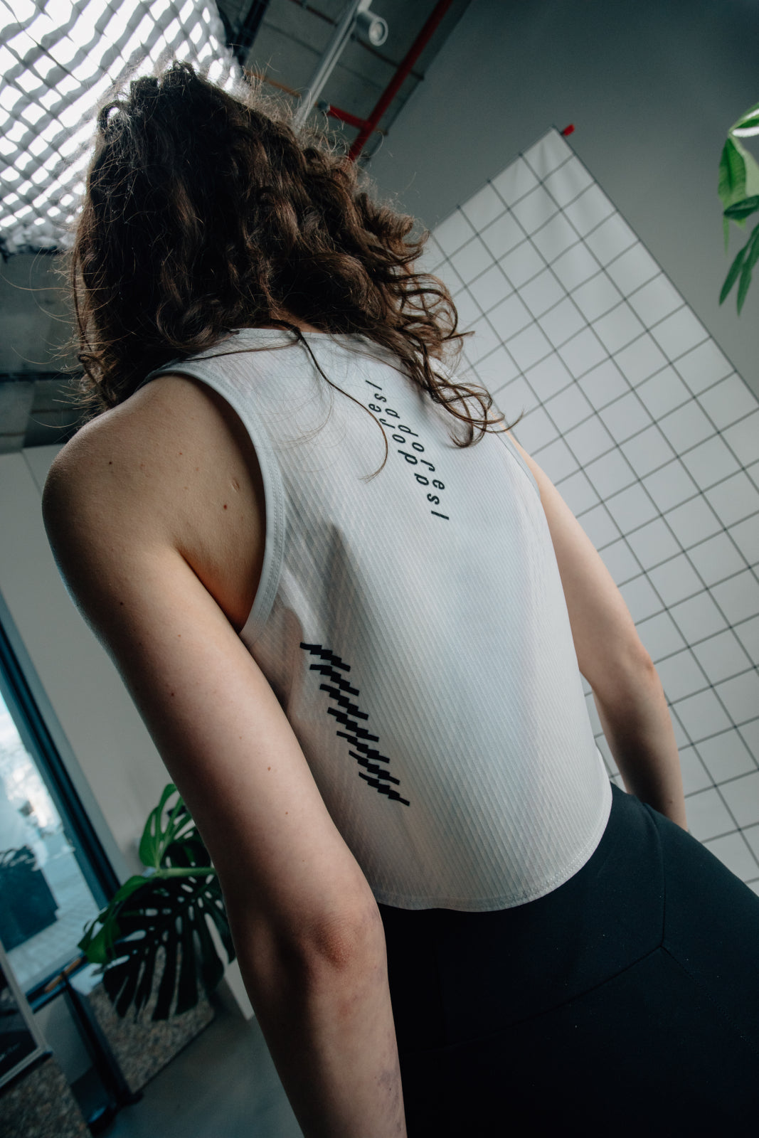 Isadore 無袖跑衣 Run Crop Top White 短版 女款 白