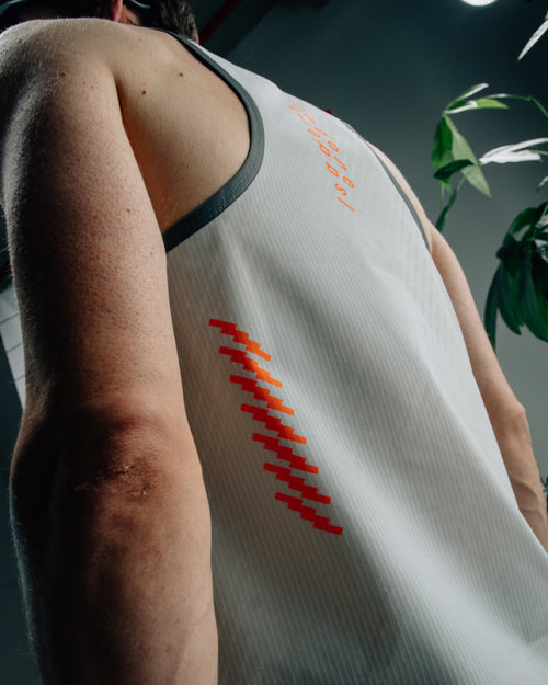 Isadore 無袖跑衣 Run Tank Top Cloud 男款 白