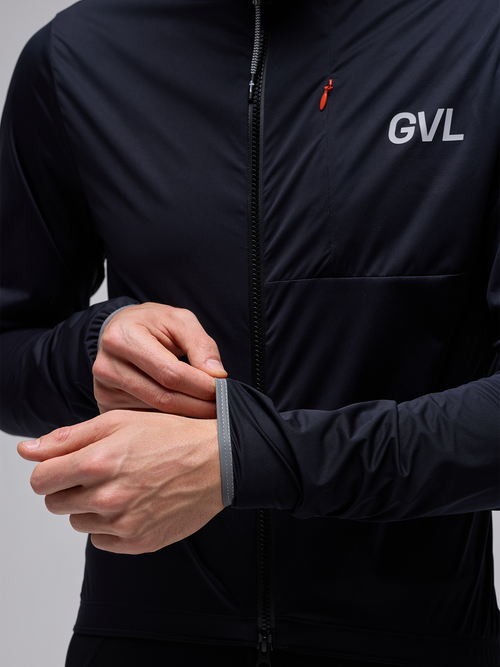 Givelo 超輕量防水外套 C.D.A Waterproof Jaclet Electric Black 男女共版 黑