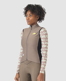 Café du Cycliste 背心 Sibille Softshell Gilet Oyster Grey 女款 棕