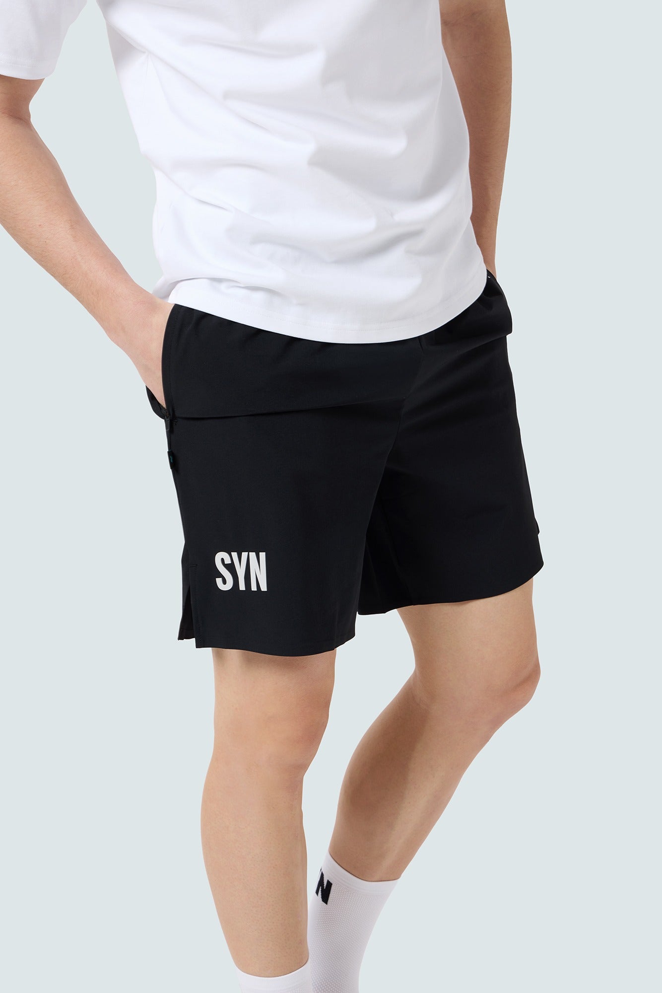 SYN 休閒短褲 Training Lightweight Shorts Black 男女共版 黑